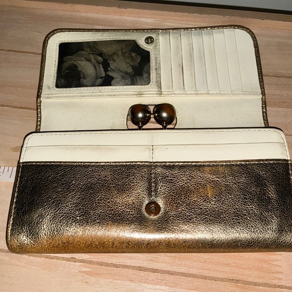 Ted Baker distressed antique gold wallet - Picture 2 of 4